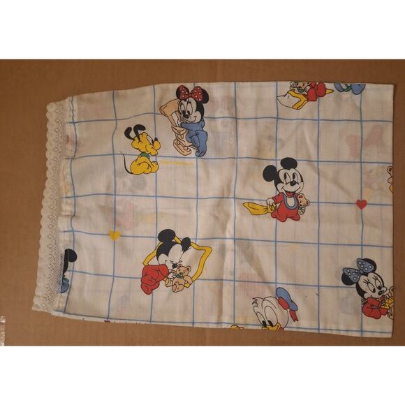 Vintage 80s  Dundee Disney Pillowcase Baby Crib Pillowcase Repurposed Lace Trim - Picture 2 of 2